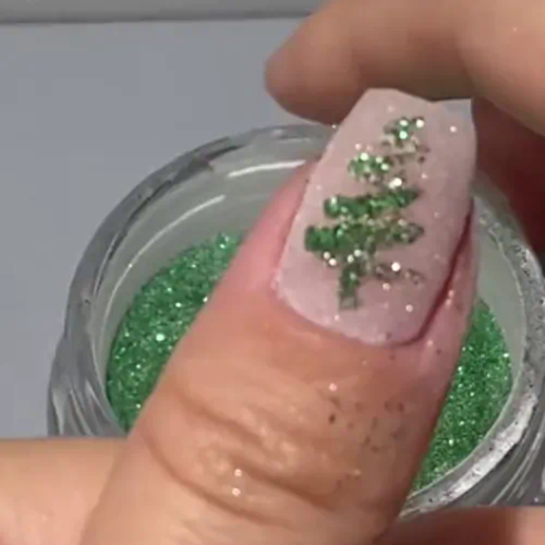 Krok 3: Pridaj dekoratívne línie